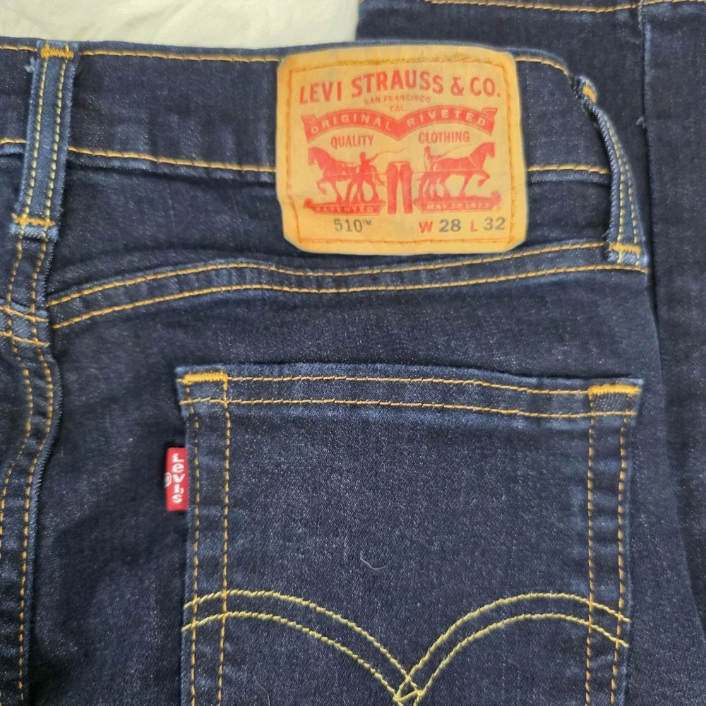 Levi's 510 Skinny Fit Dark Wash Men's Jeans